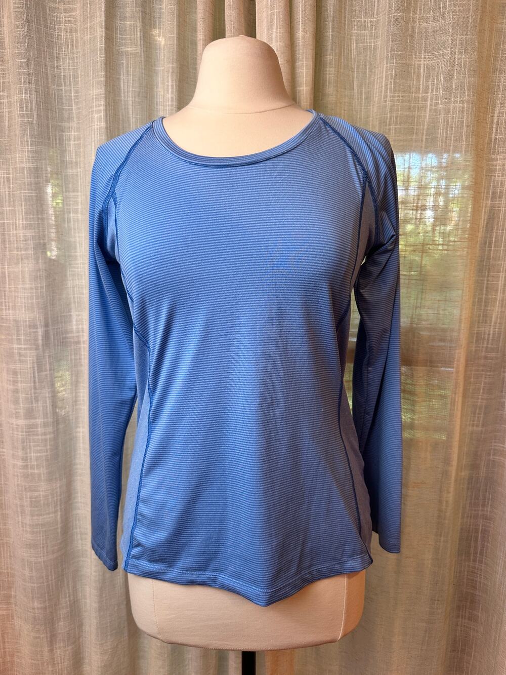 NWOT Columbia Omni-Wick Long Sleeve Performance Top Blue Size M